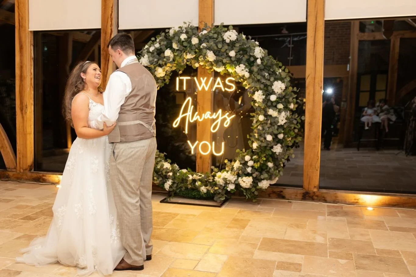 MOONGATE ✨

Our beautiful moongate at the lovely @swancar_farm_country_house for J&amp;M. Captured by @savagephoto.art 🤍