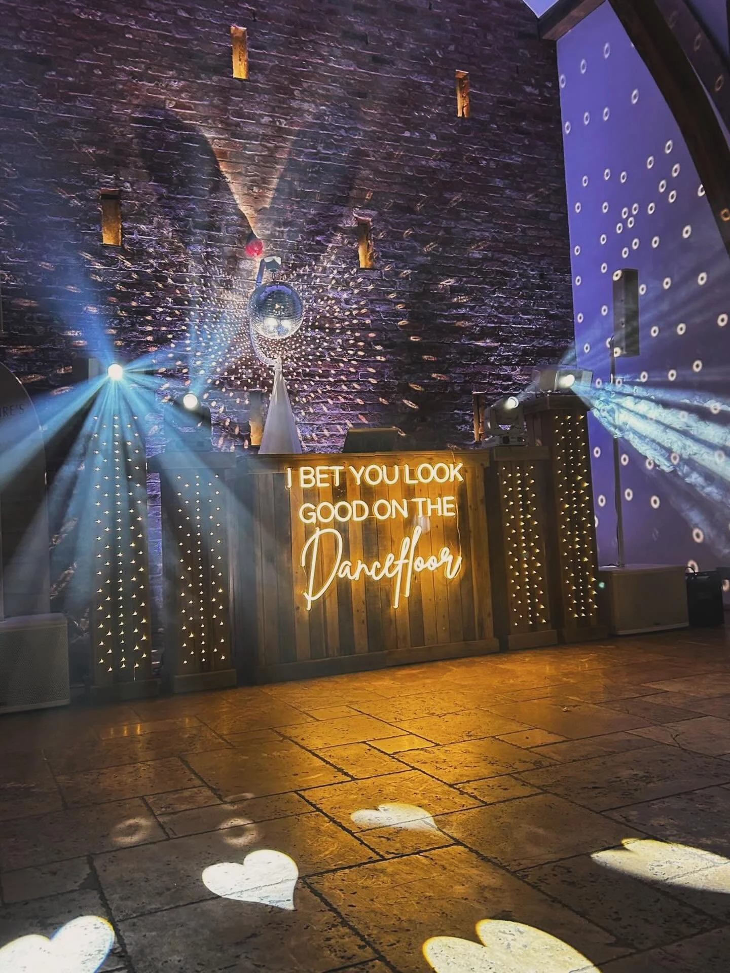 RUSTIC NEON | the most beautiful of DJ set-ups at the lovely @swancar_farm_country_house 🪩✨

Wedding DJ | Swancar Farm | Rustic Wedding DJ | Swancar Farm Wedding | Swancar Farm Wedding DJ | Nottinghamshire Wedding | Luxury Wedding DJ