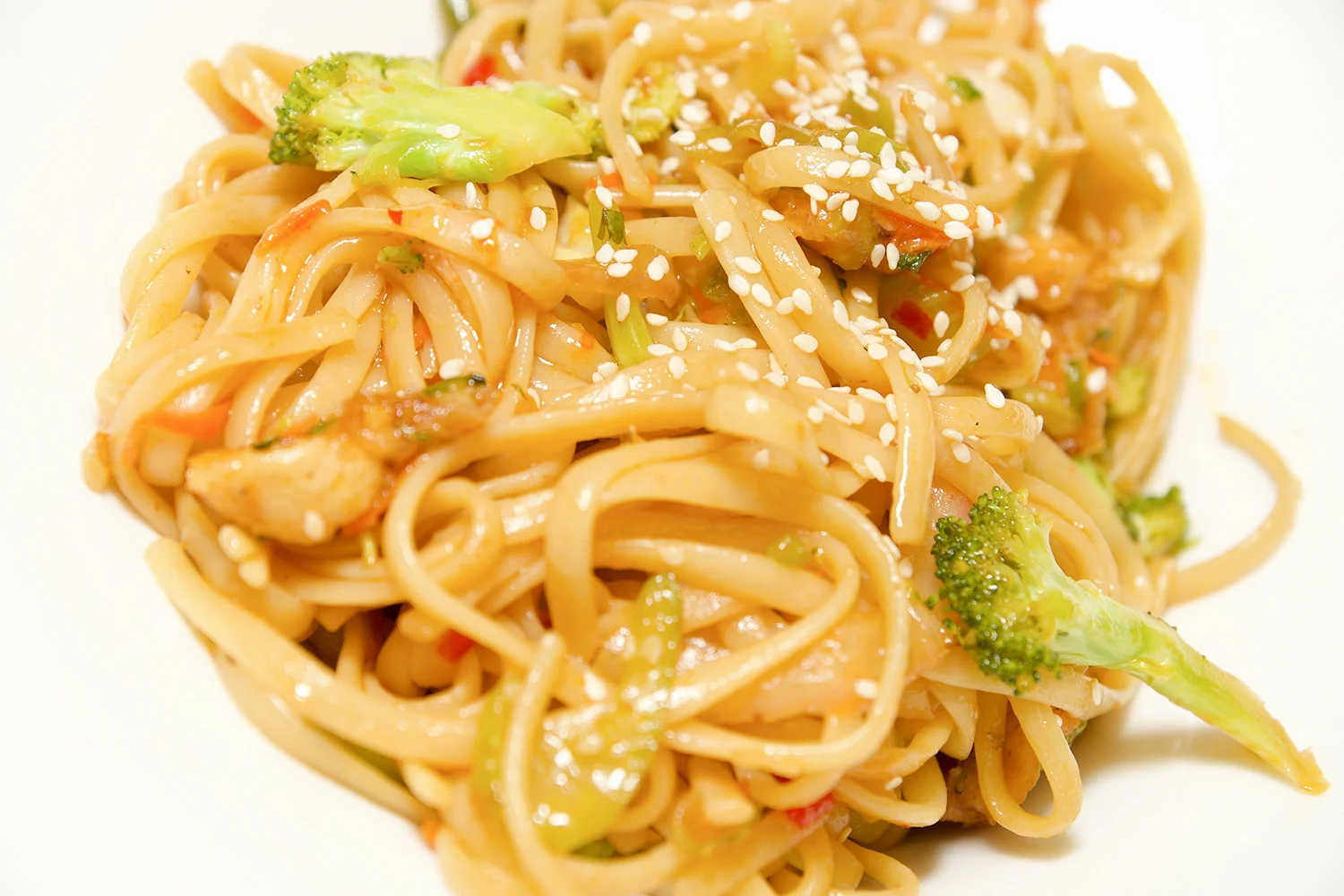 Lock AND Dam Eatery Pasta Stir Fry.jpg
