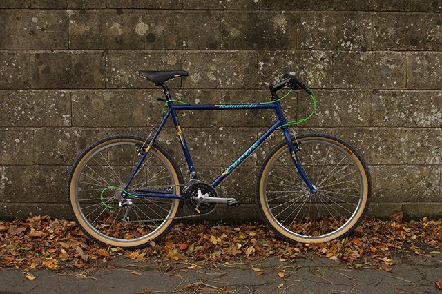 For sale: a lovingly rebuilt 1990 Carrera Katmandu with ultimate &lsquo;90s splatter paint. Completely rebuilt from the frame up, every component cleaned, serviced and checked for wear. Mostly original components including Deore LX derailleurs, crank