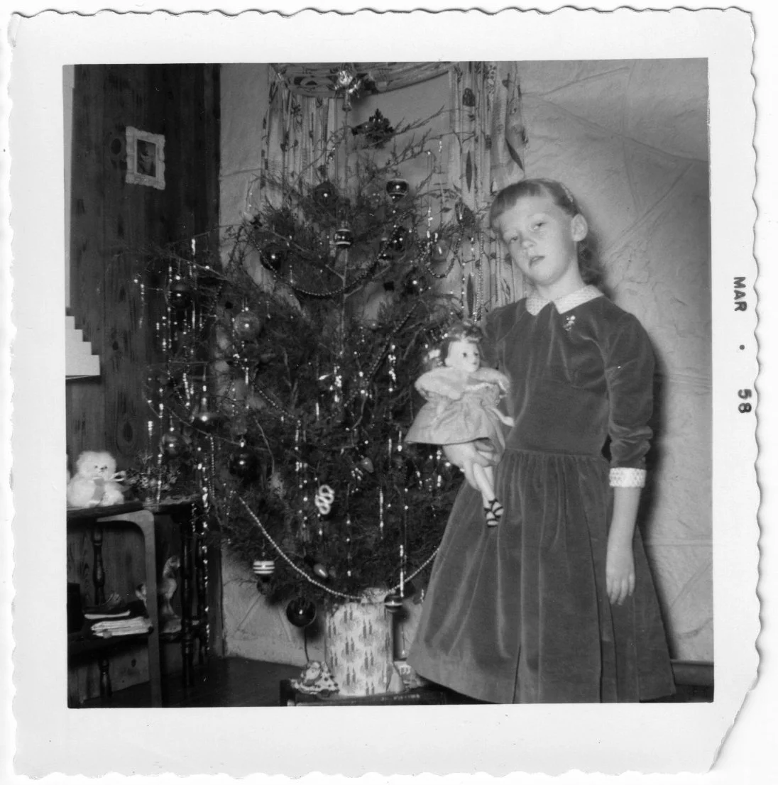 Linda_Xmas_1958.jpg