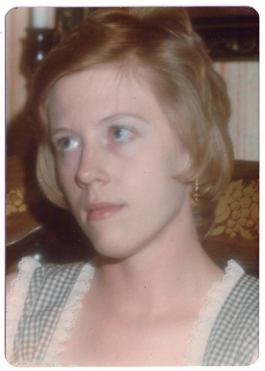 Linda_rockingchair.jpg