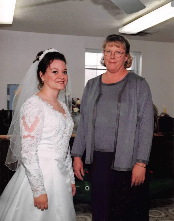 MomAmanda 2000.jpg