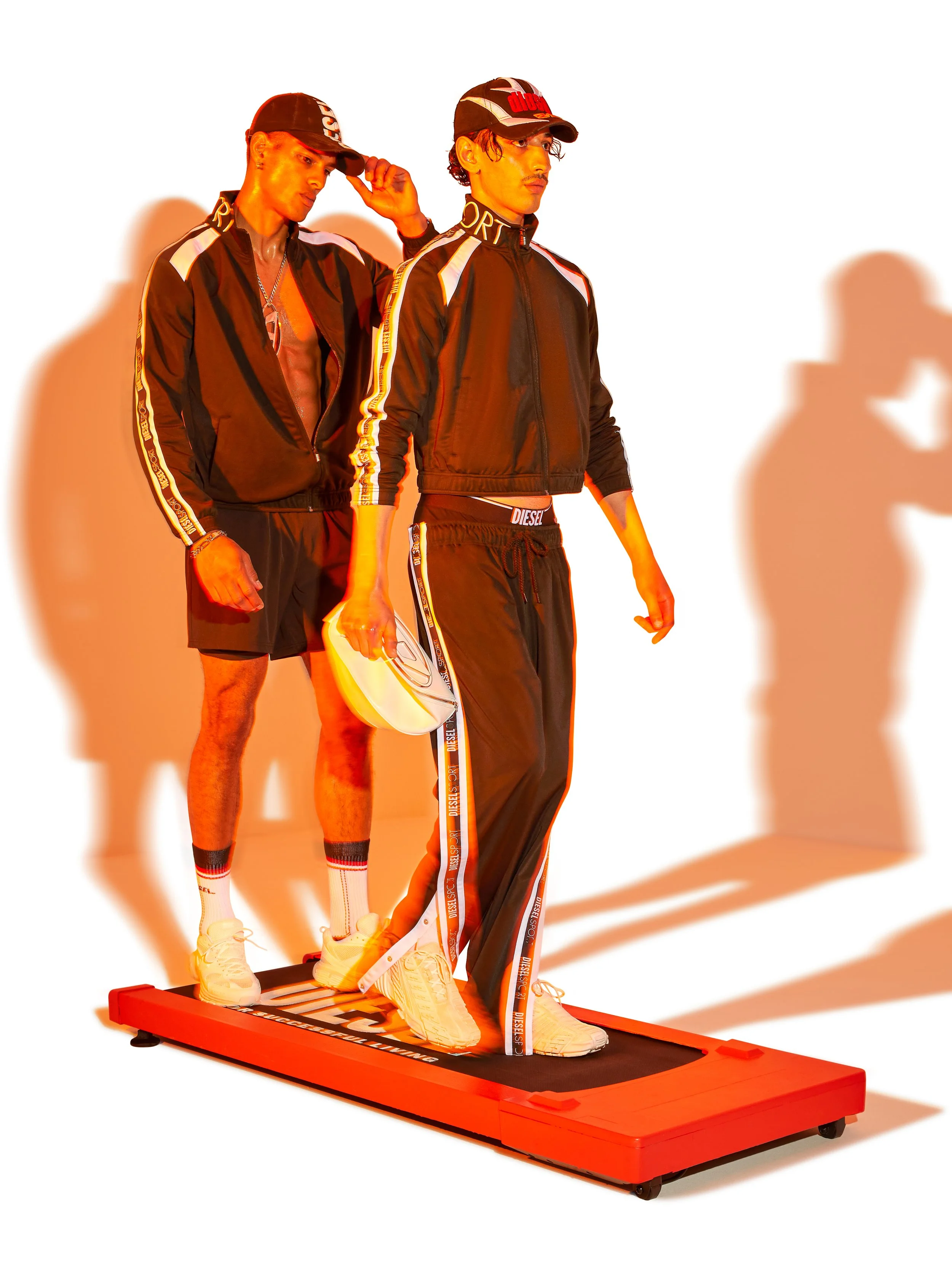 LOOK1.jpg