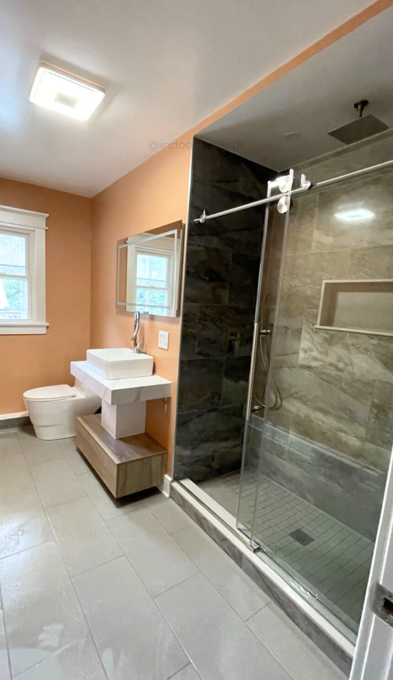 bathroom @indoortunups.png