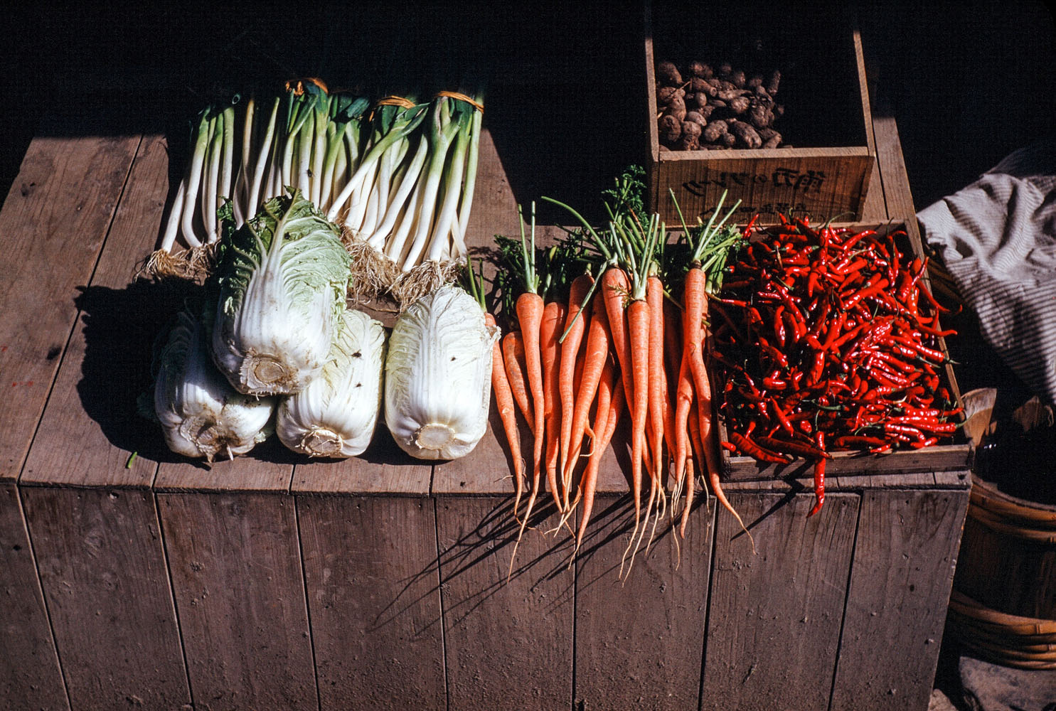364-Vegetable Display