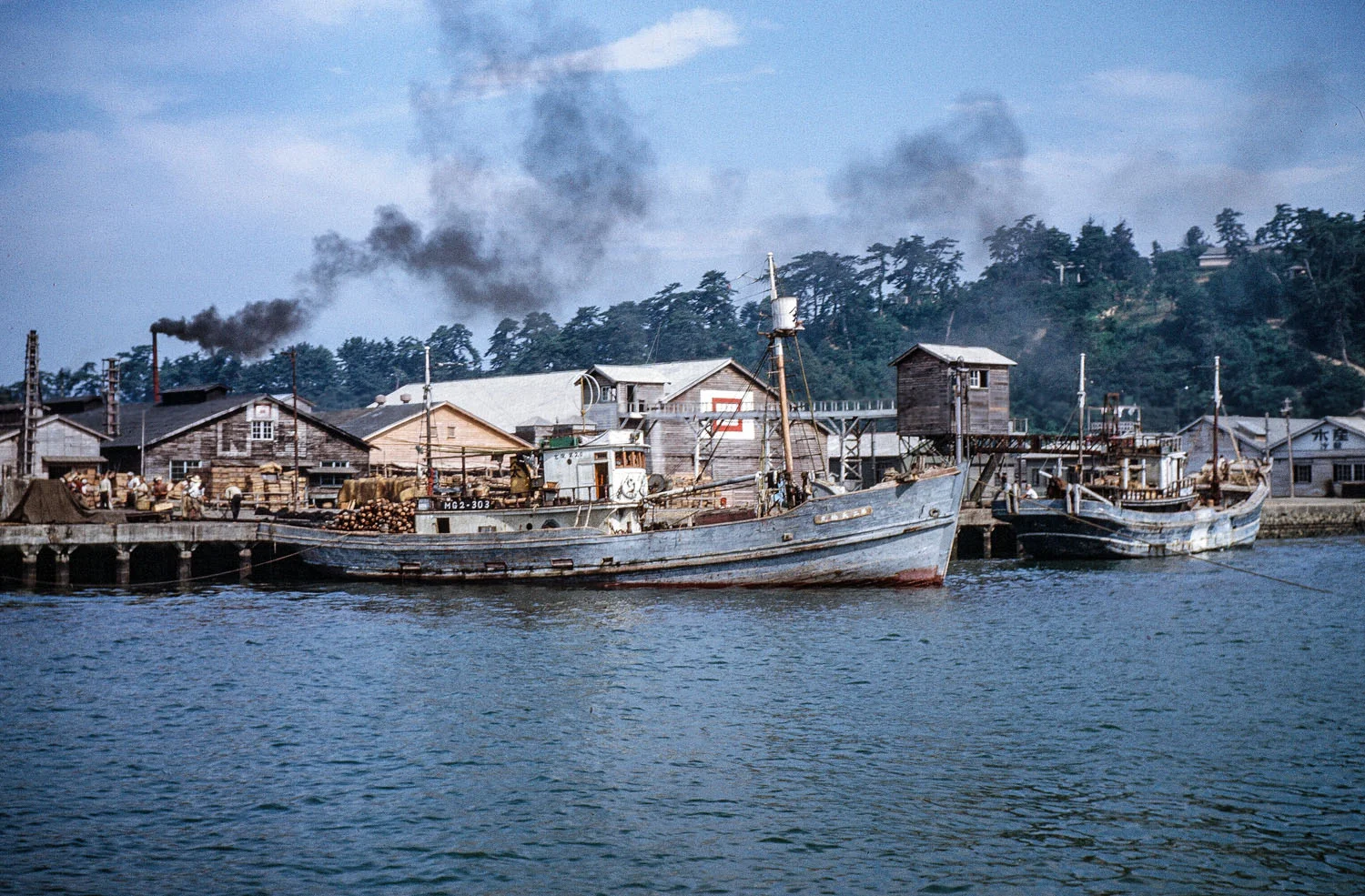424- Kyukitakami River, Boats docked near ?