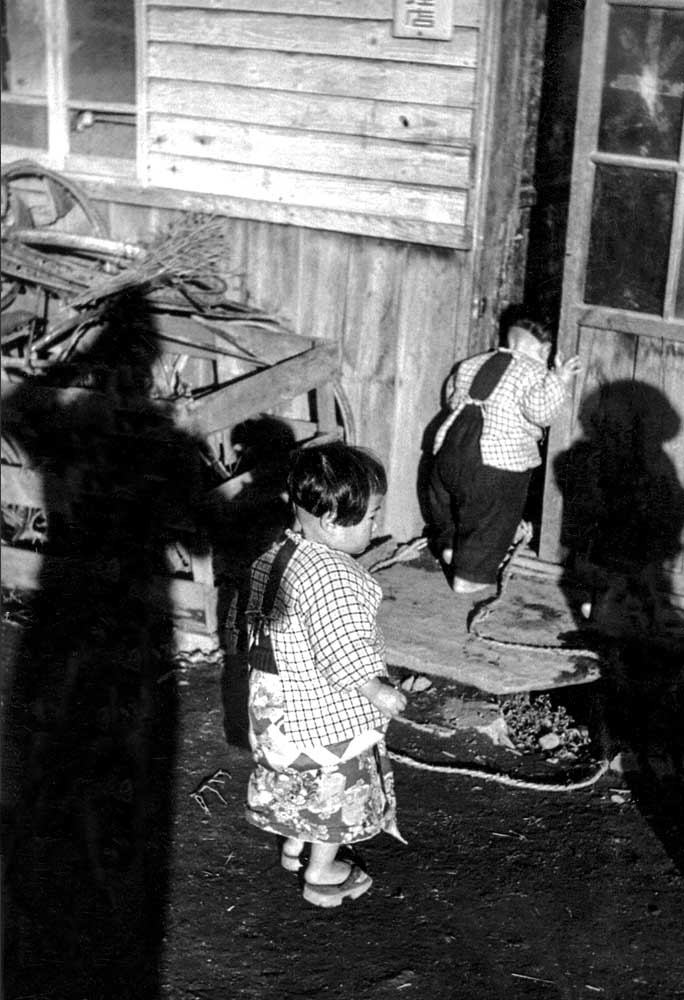 1-BW Roll 14a-14_13x19_1.jpg