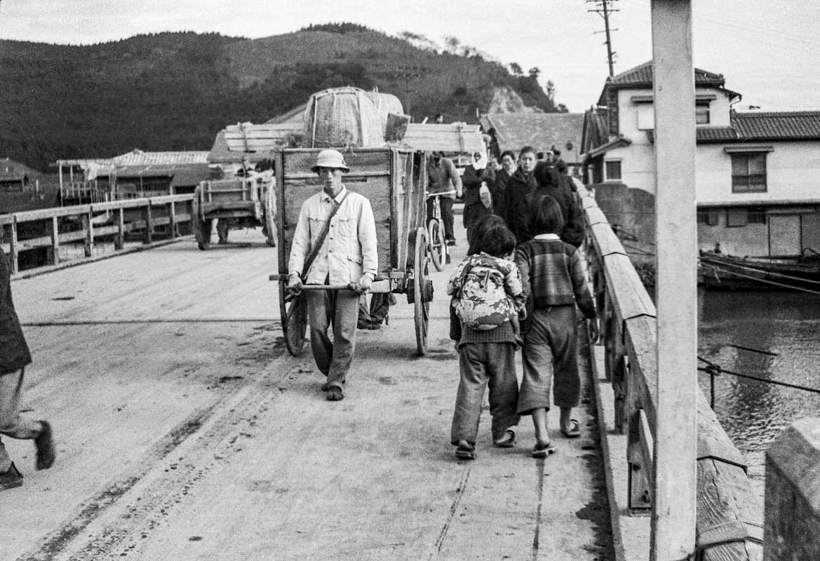 416-Japan-Roll 3A_0013_13x19.jpg