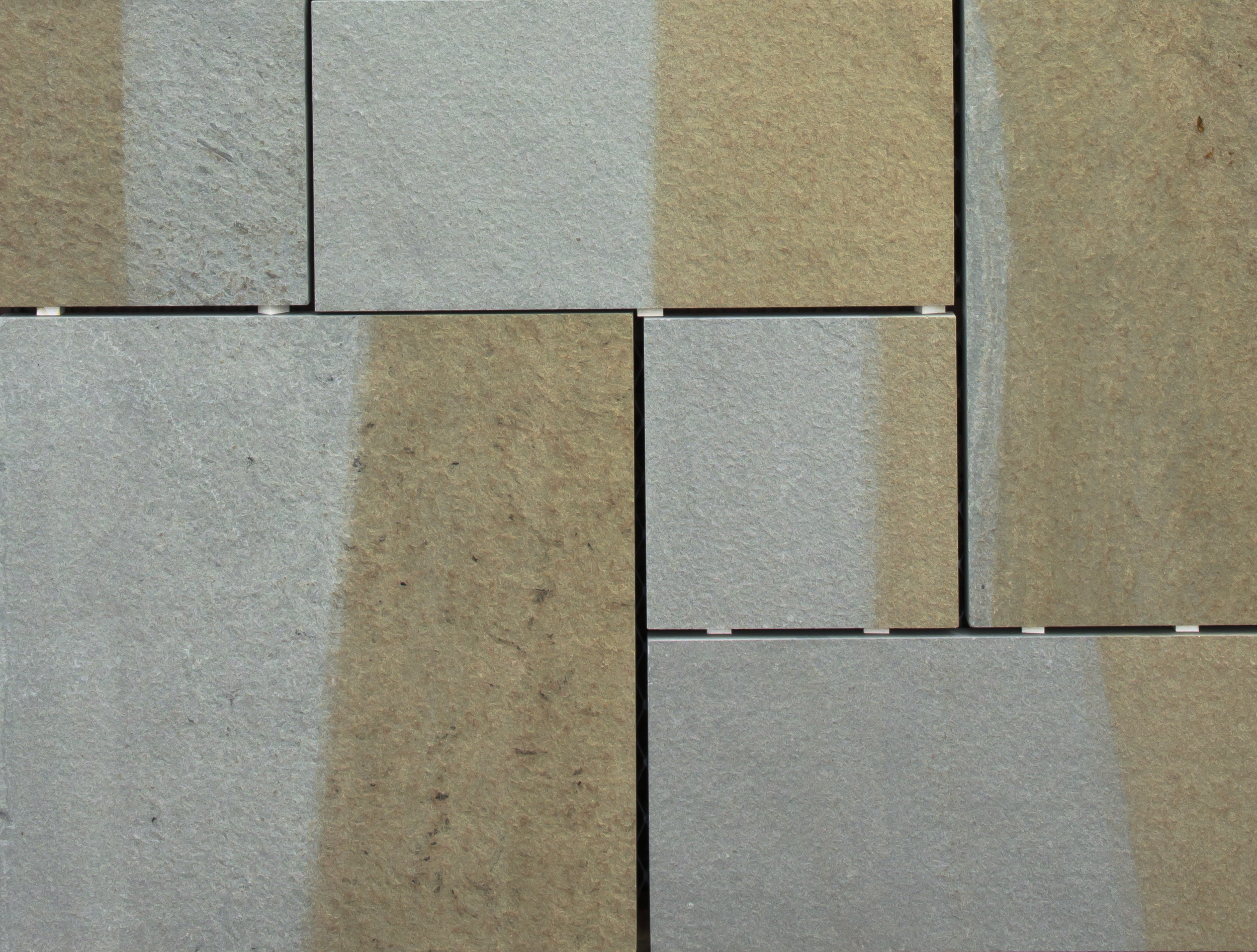 Bluestone Full Color Sawn Pattern