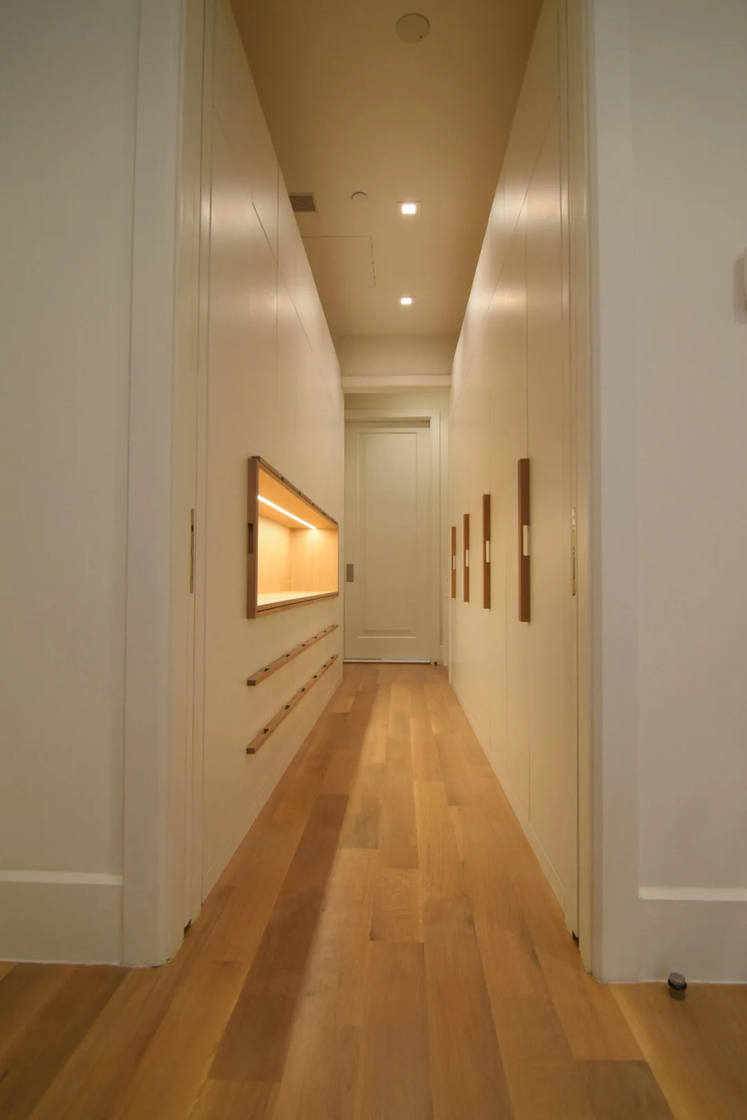 Braga Woodworks Custom Walk In Closet Solid Oak Table