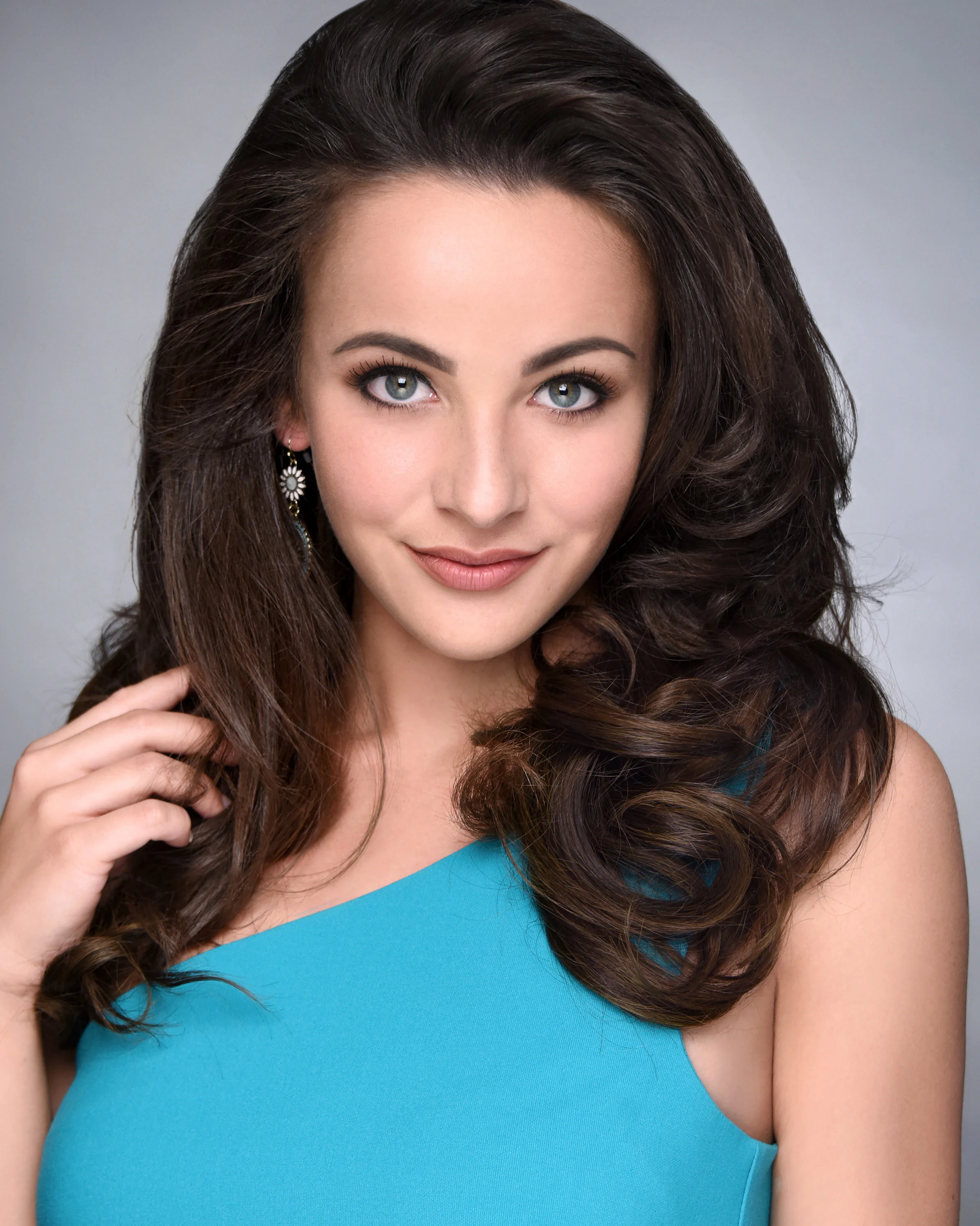 Nicolette Peloquin Miss Rhode Island 2017