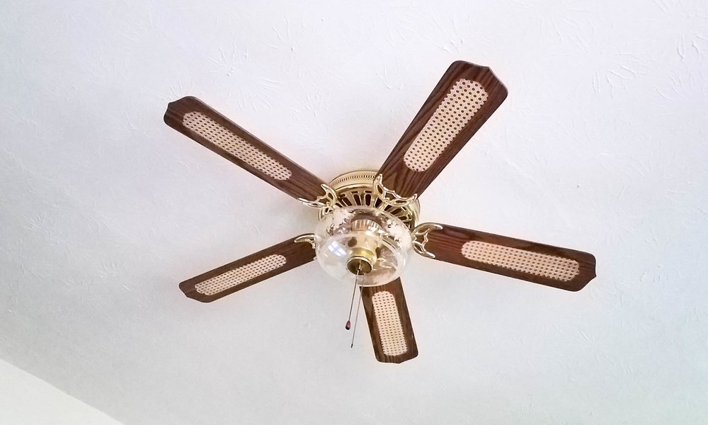 How To Makeover Your Ceiling Fan, Wicker Ceiling Fan Blades