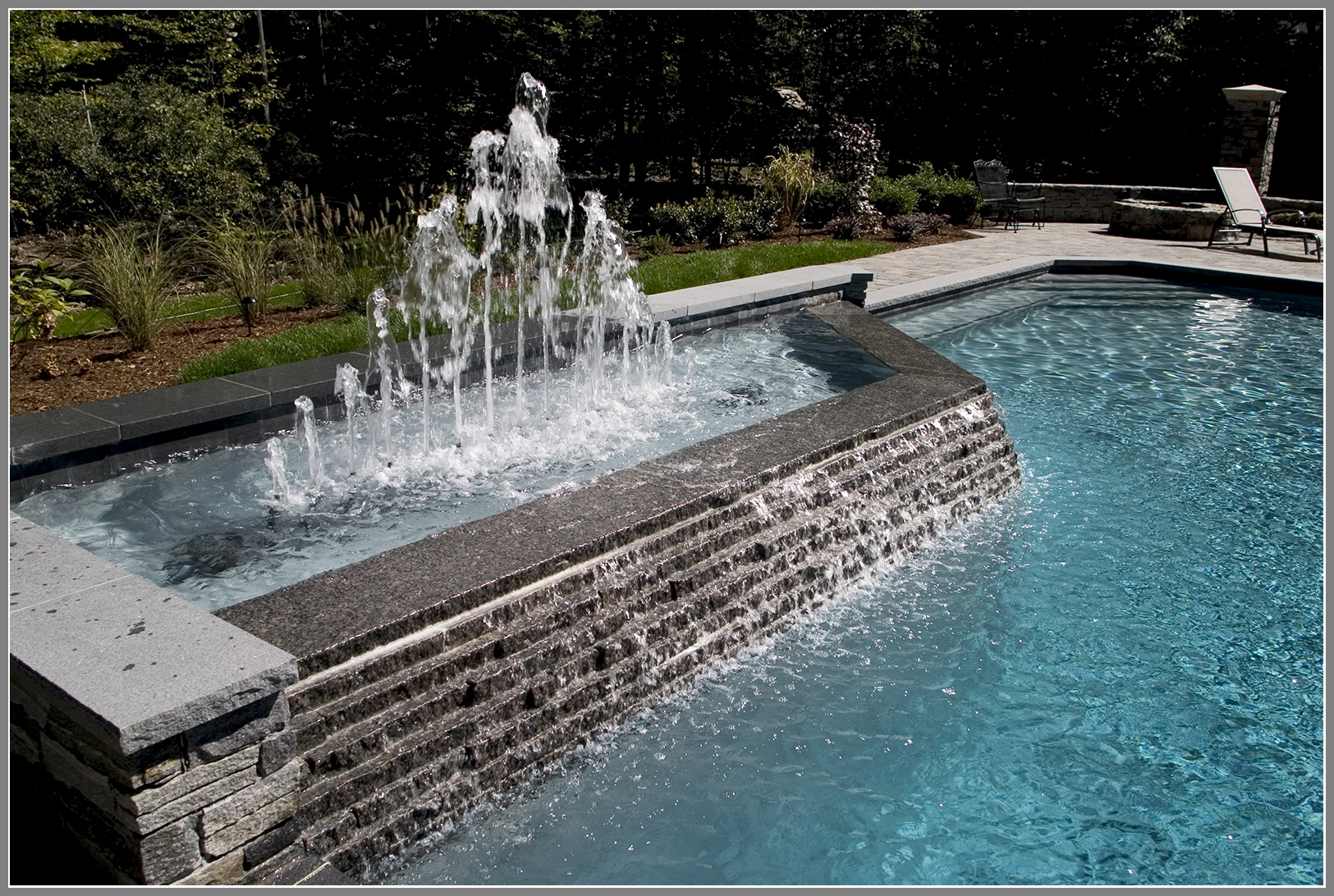 Water fountain for the pool