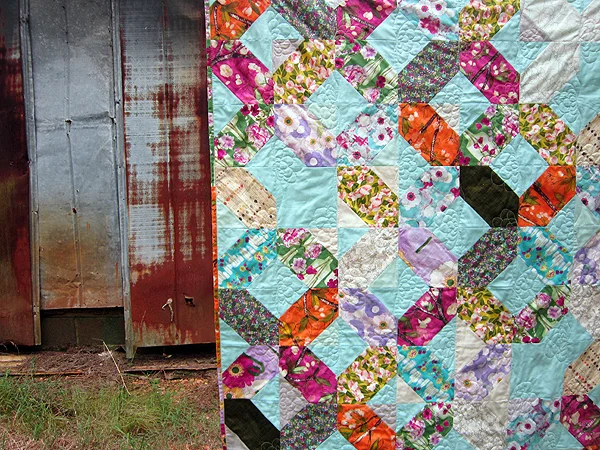 Vignette Garden: a lattice quilt
