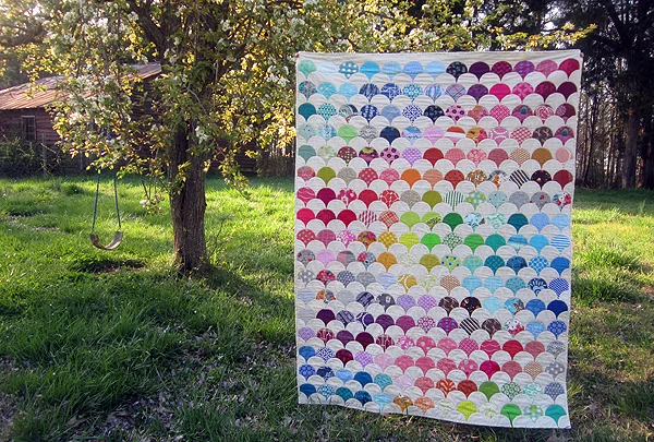 {Clambake} Rainbow Clams quilt finish + Link Party