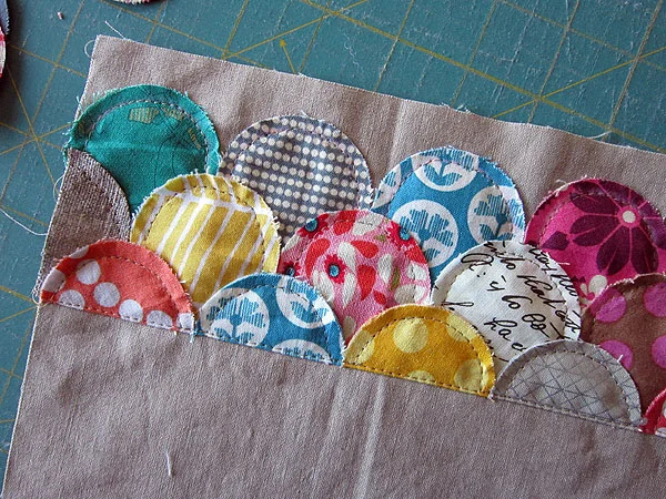 easy applique Clamshells from Circles