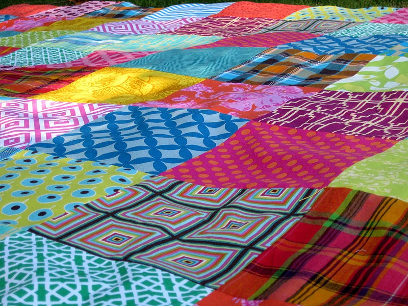beach riot quilt 009lg.jpg