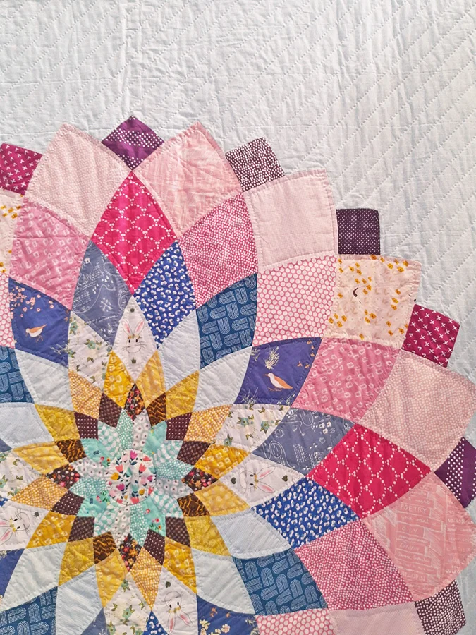 A Modern Dahlia Quilt by Deborah McGuire (cropped)
