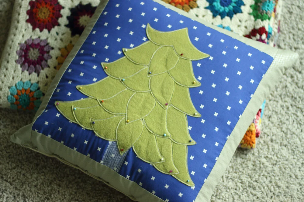 Christmas Sewing!  Ideas + Giveaway