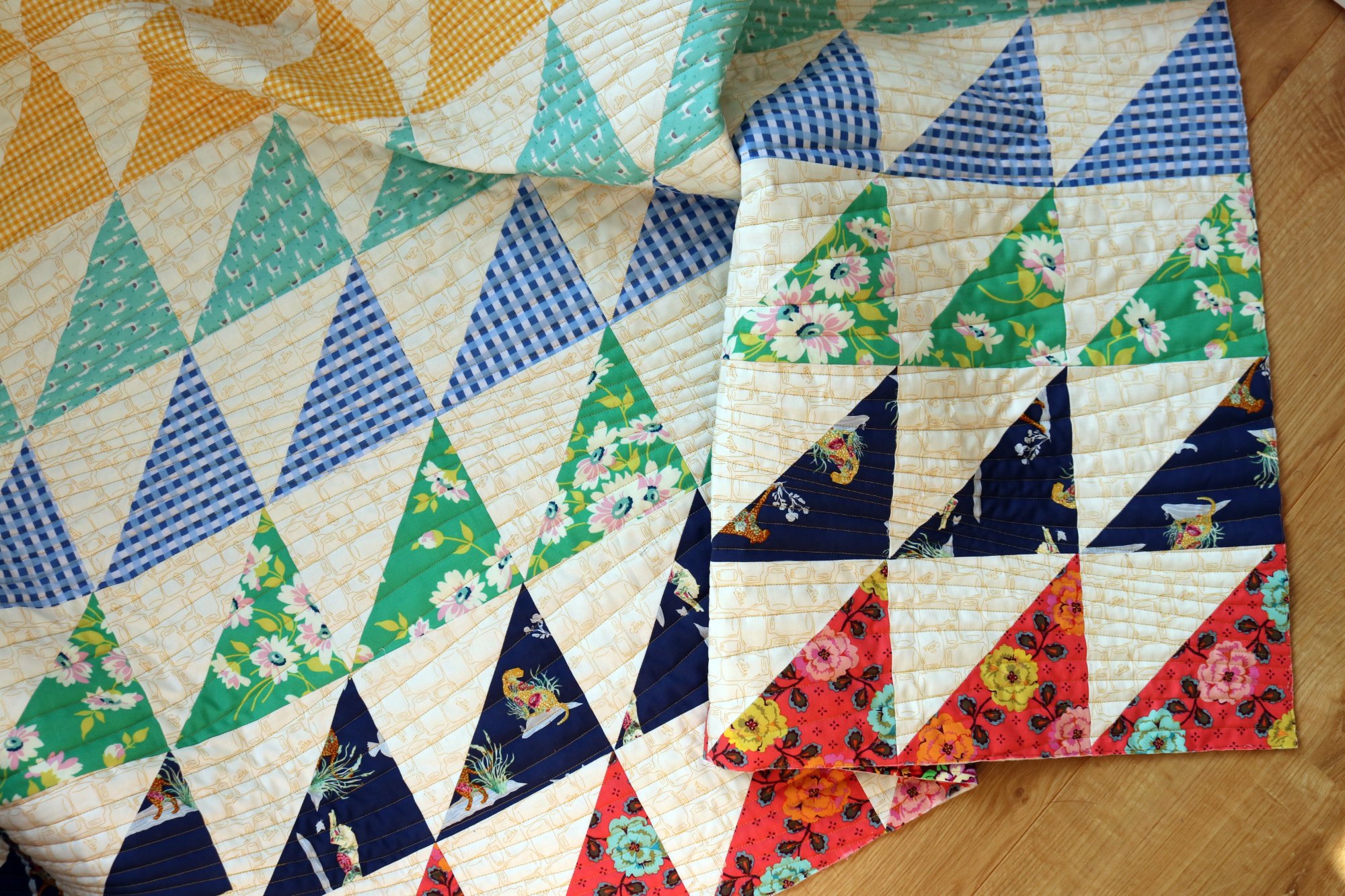 How to Sew a Two-Color Patchwork Star—DIY Tutorial — Sew DIY