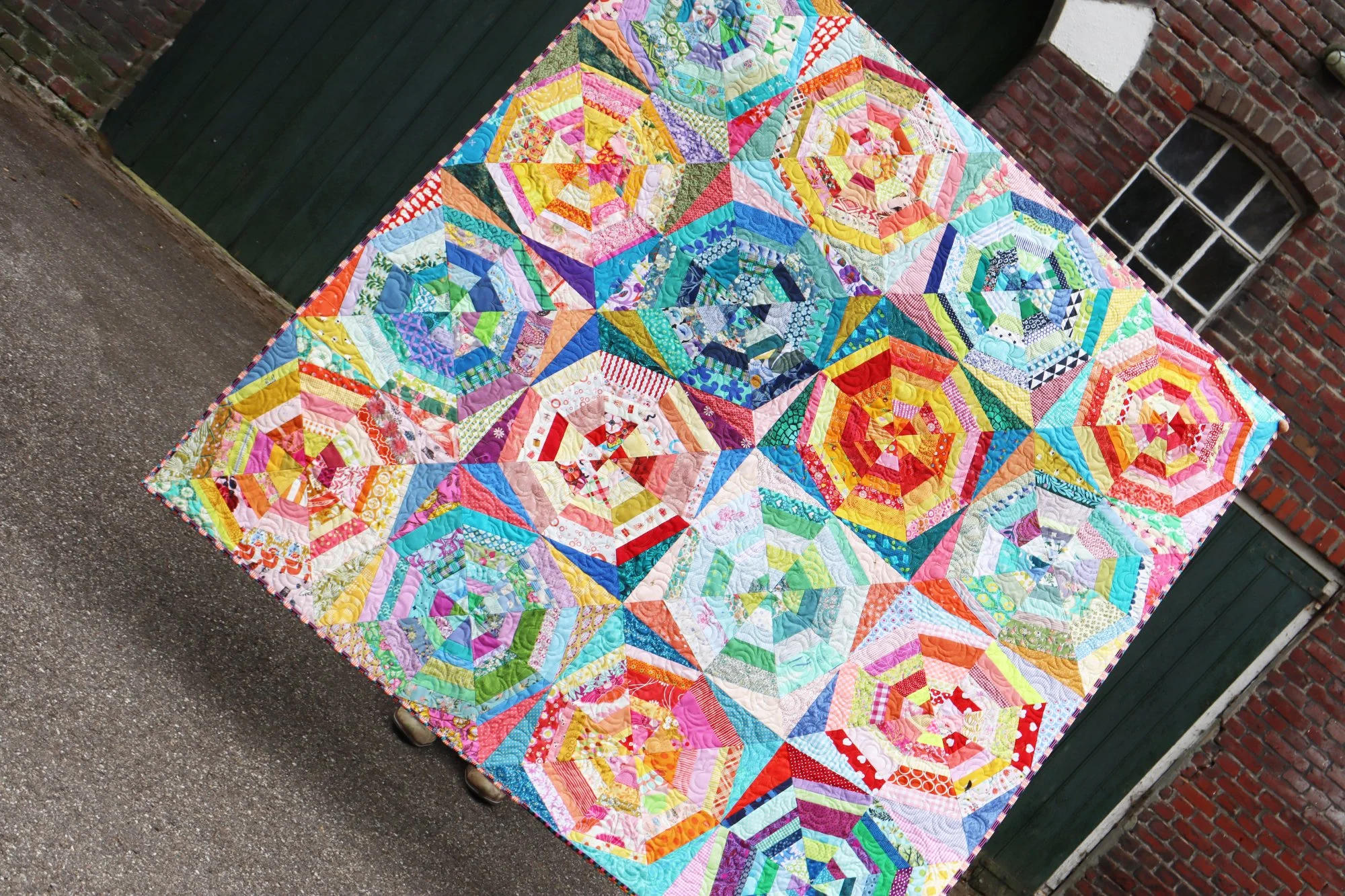 Spiderweb quilt sideways. Stitched in Color.jpg