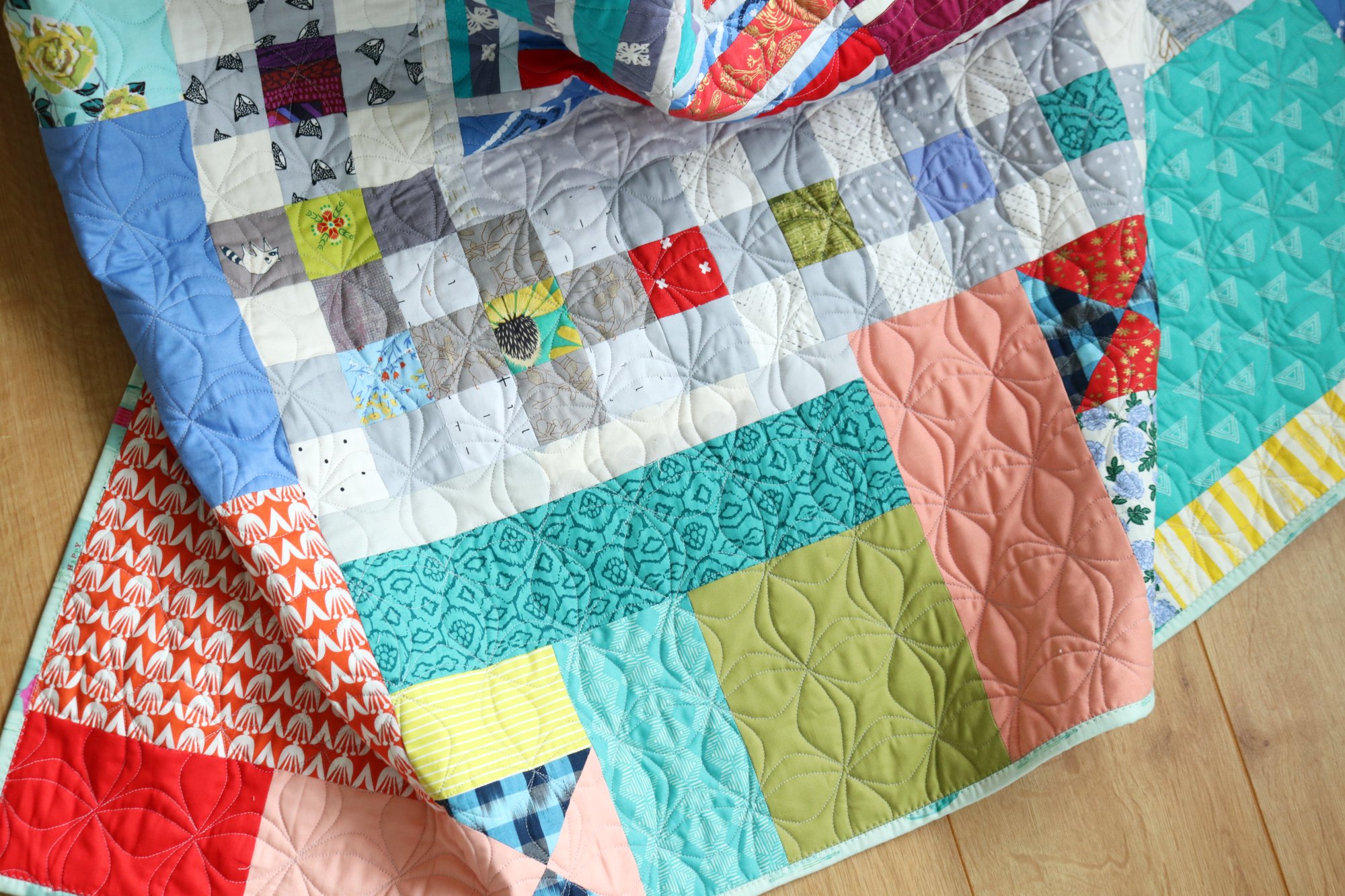 Summer Vibes Medallion quilt — Stitched in Color