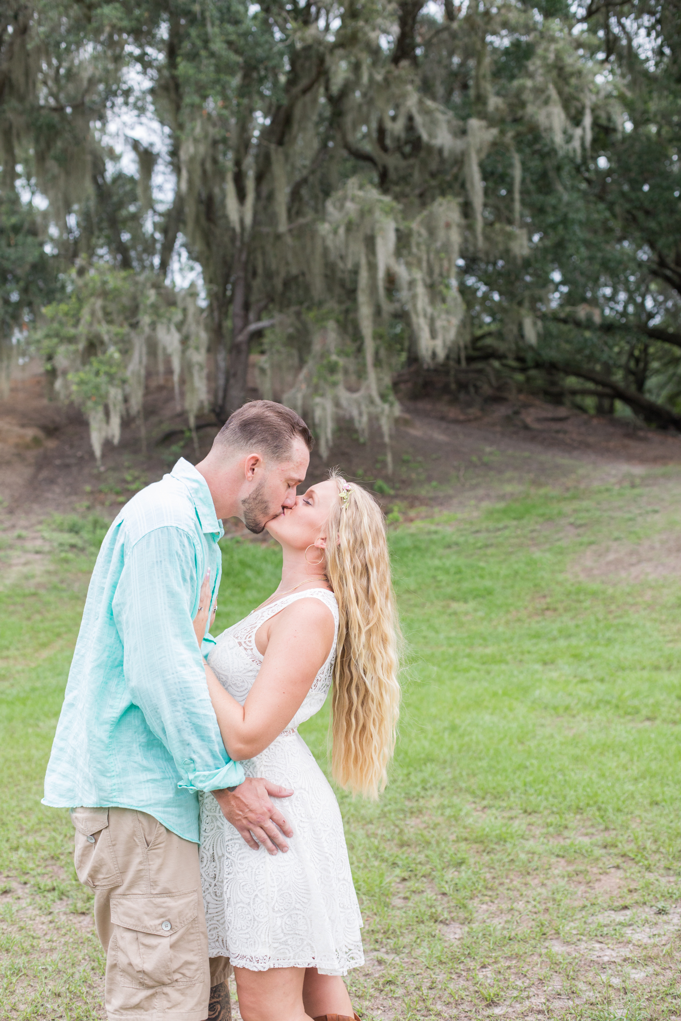 Medord Park_Plant City_Florida_Engagement_Session_Wedding_Photographer