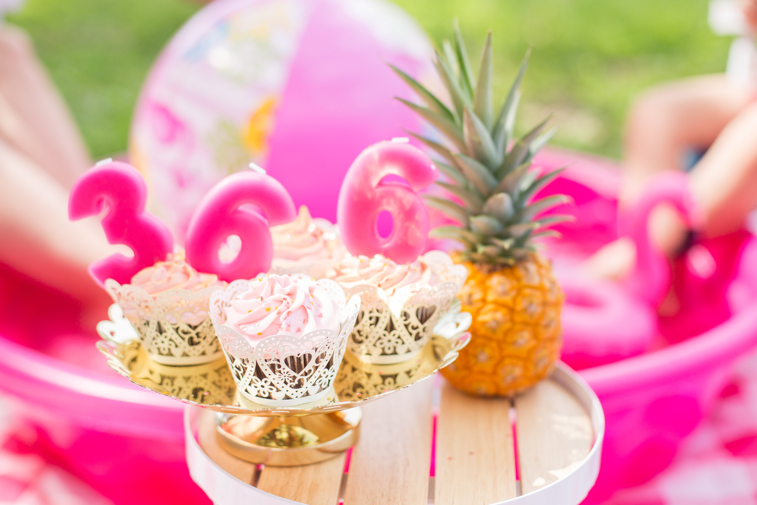 Philippe Park | Clearwater, Florida | Flamingo | Cake Smash | Family Session | Birthday | Picnic | Jess Anne Photography
