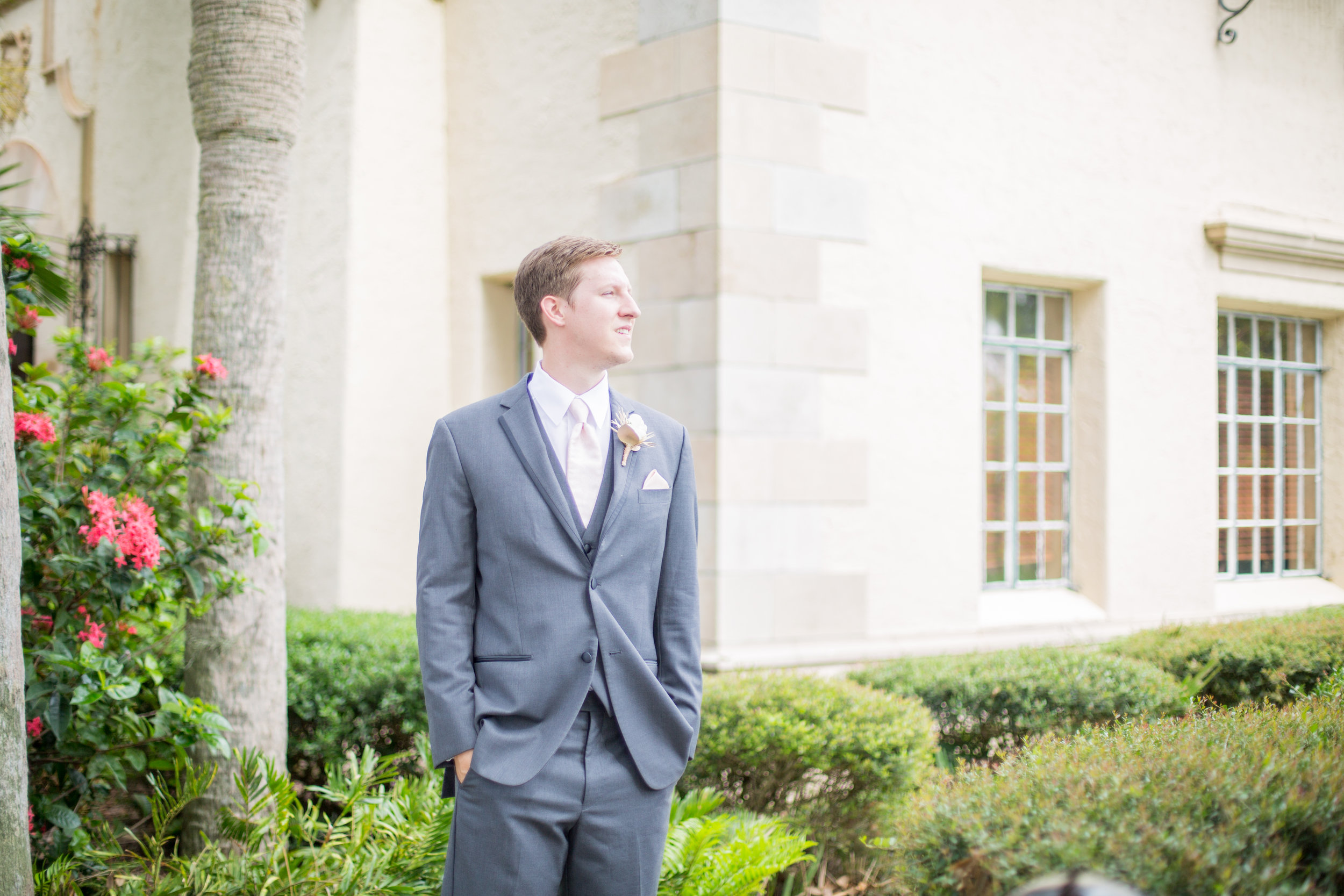 Powel Crosley Estate | Wedding | Pink and Gold Wedding | Wedding Portraits | Groom Portraits | Sarasota Weddings | Spring Wedding | Jess Anne Photography