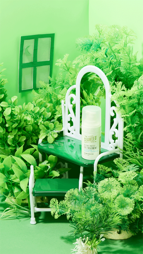 CLAIRE---SWEET-MY-LIFE-IN-SEAWEED-BEAUTY_rev.gif
