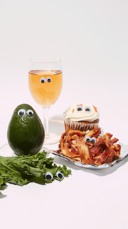 CLAIRE---SWEET-TRENDY-FOOD-TAKE-DOWN!_rev.gif