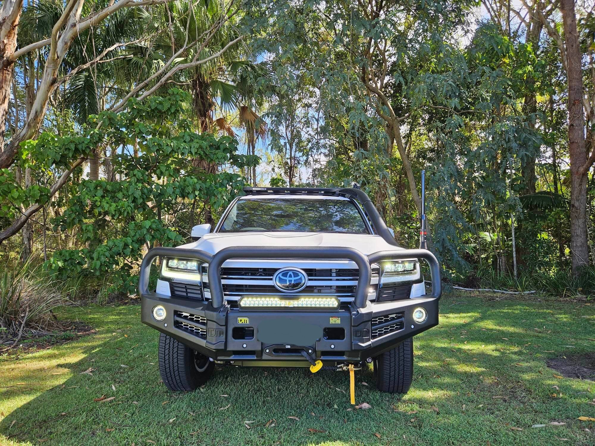 We love decking out the new LC300s 🥳
All installed by our legendary in-house technicians.

- TJM 4X4  Alloy Signature Bullbar
- TJM 4x4 Torq Winch 9500lb
- TJM 4x4 Airtec Snorkel
- TJM4X4 Lightbar
- TJM 4X4 Awning
- Rhino-Rack Pioneer Platform
- GME