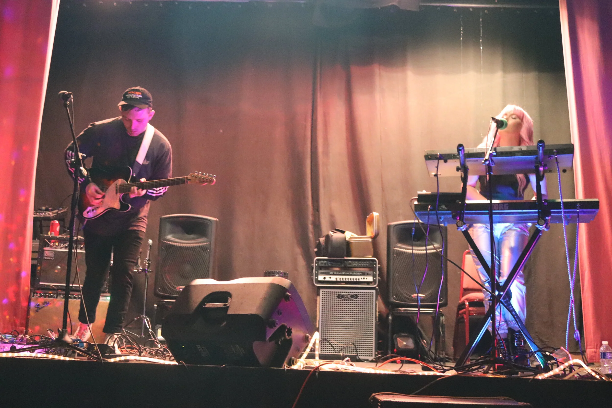 Arch of Love perform at the Ice House. (Shamus McGroggan/TAPE SWAP RADIO)