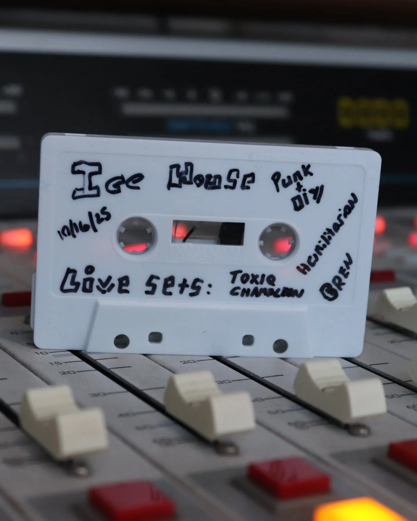 Missed the radio premiere on @wdiyfm on Friday? Listen on-demand at our website and Soundcloud to the live sets recorded at @icehouse.punkdiy's October show from:

&bull; @toxiqchameleon
&bull; @humilitarian_phl
&bull; @whatthebren 

tapeswapradio.co