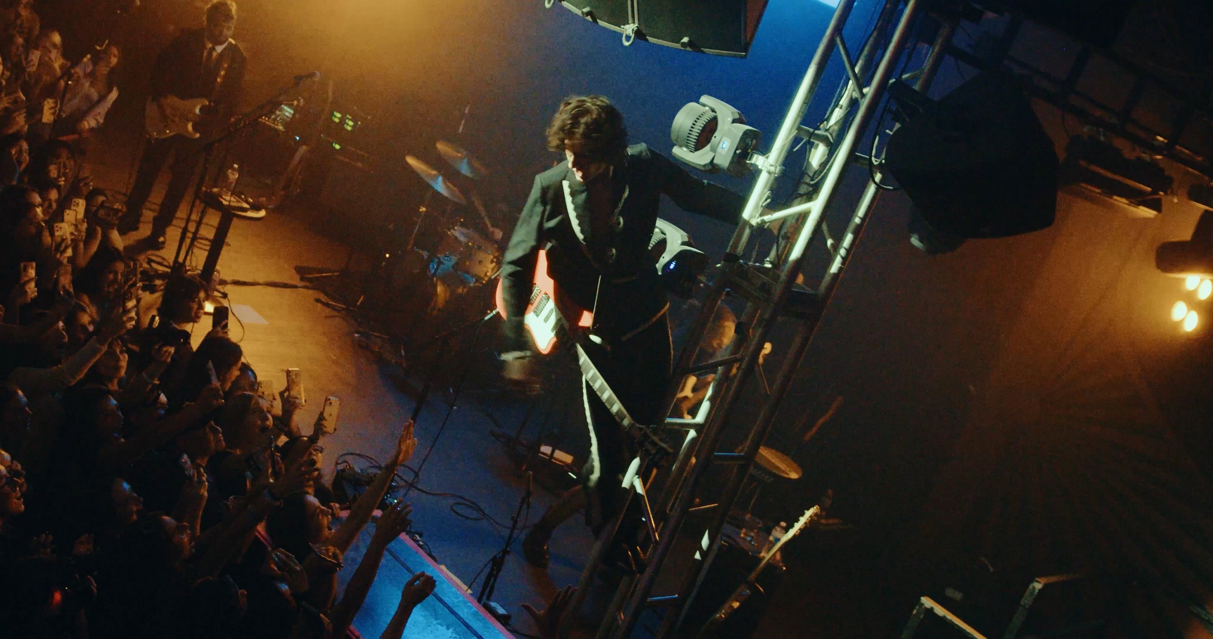 Los Angeles_Show.00_33_18_19.Still001.jpg