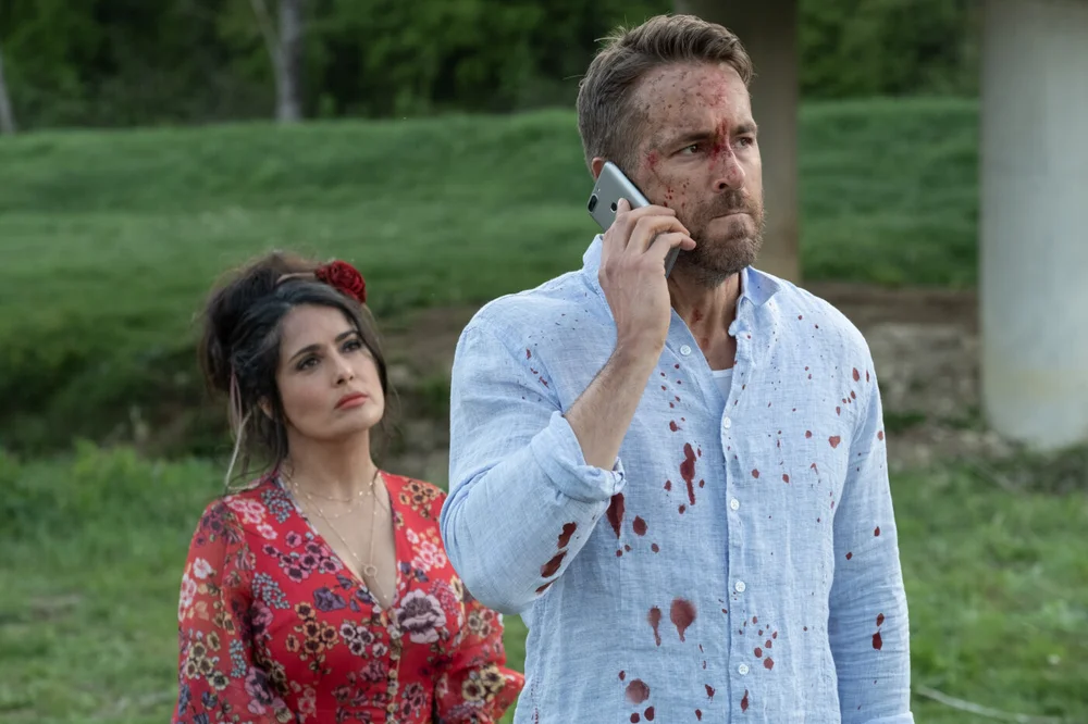 Hitman S Wife S Bodyguard Movie Review Salma Hayek Livens Up Mild Sequel The Prague Reporter