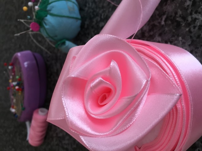 ribbon rose