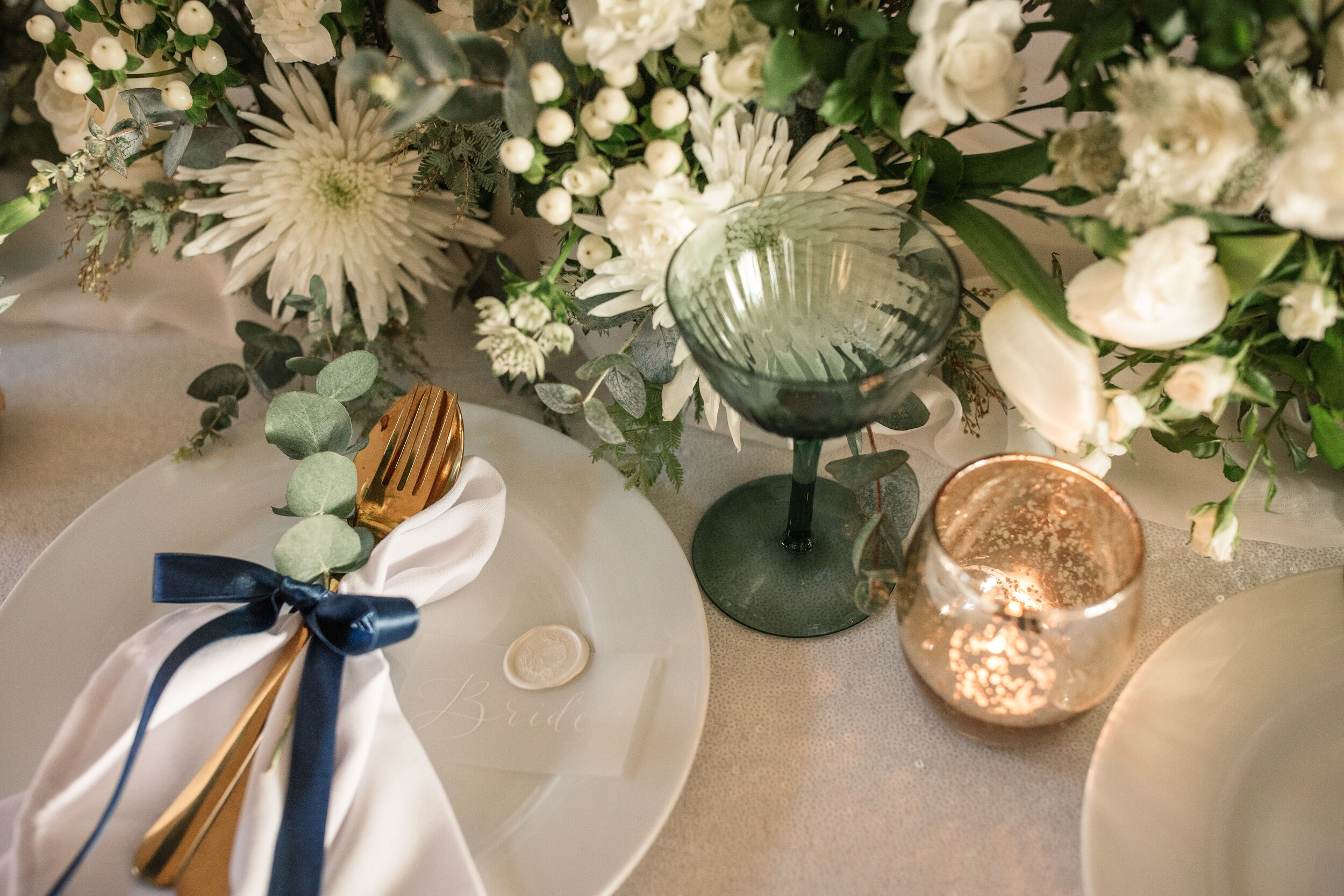 Christmas Inspiration_Winter Wedding_Coltsfoot Hertfordshire_Table Styling_Table Name Setting_Queen and Eden_Becky Harley Photography