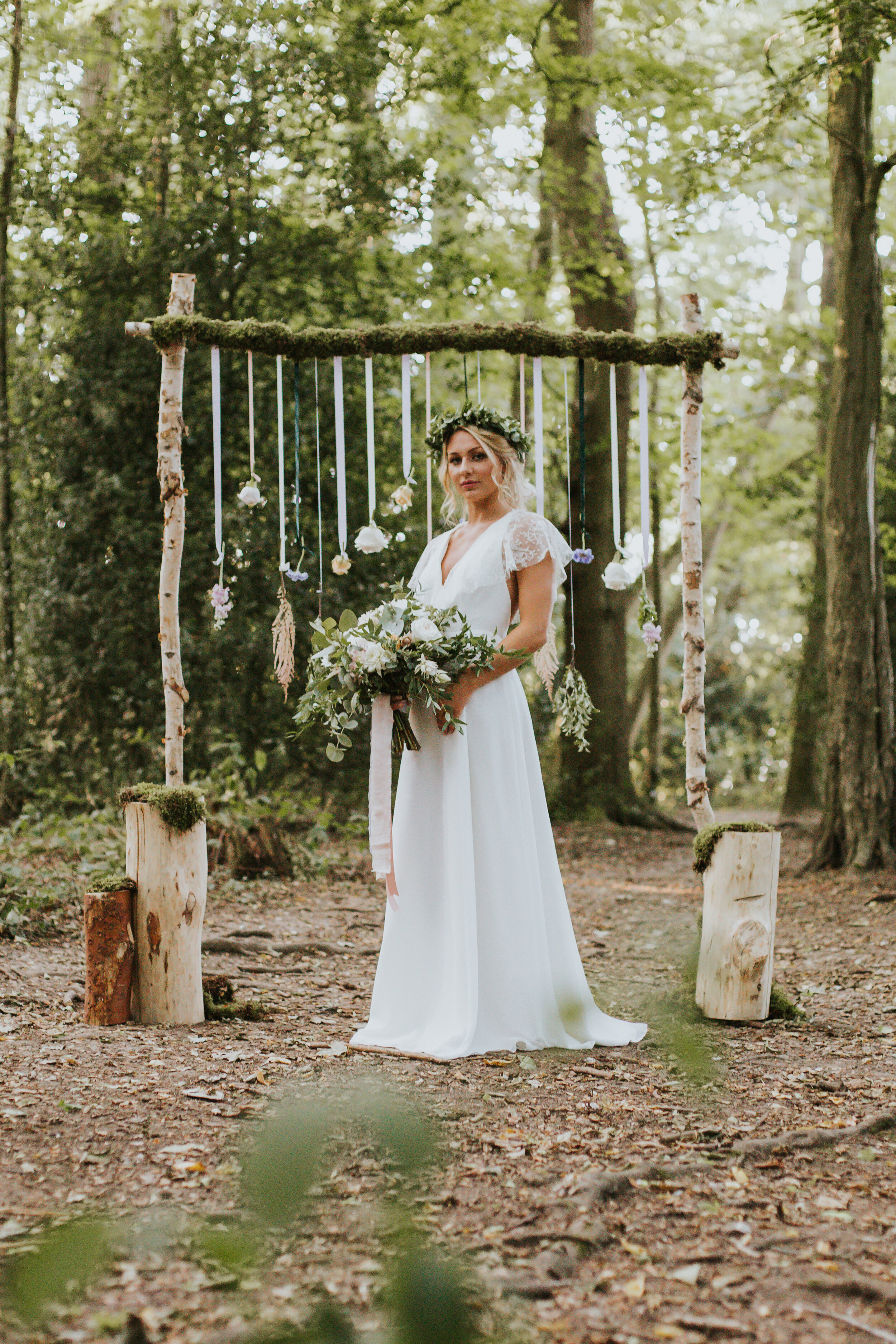 Woodland Elopement_Wedding Day_Rustic Decor_Lily Lane Photography