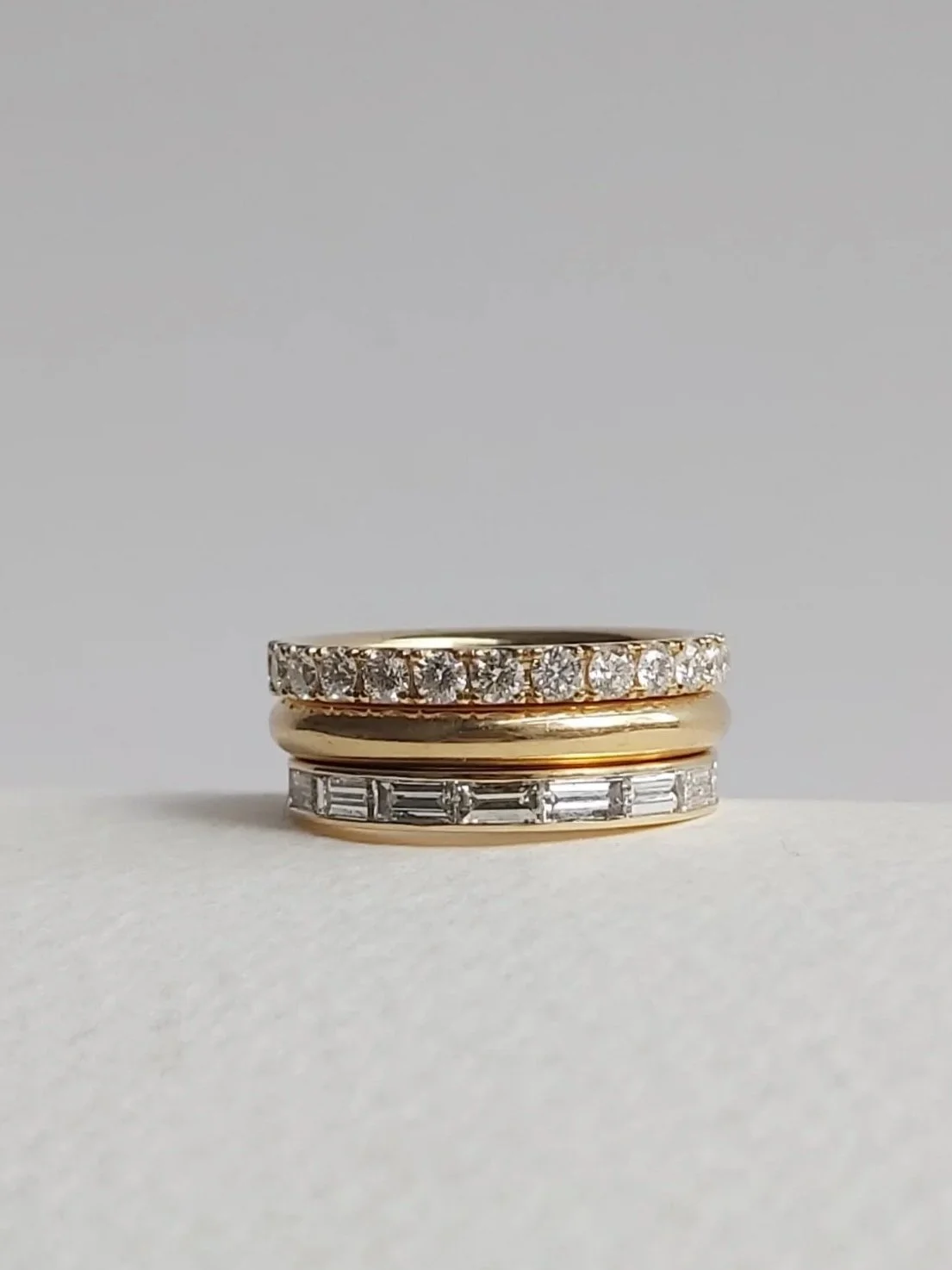 Baguette alliance ring