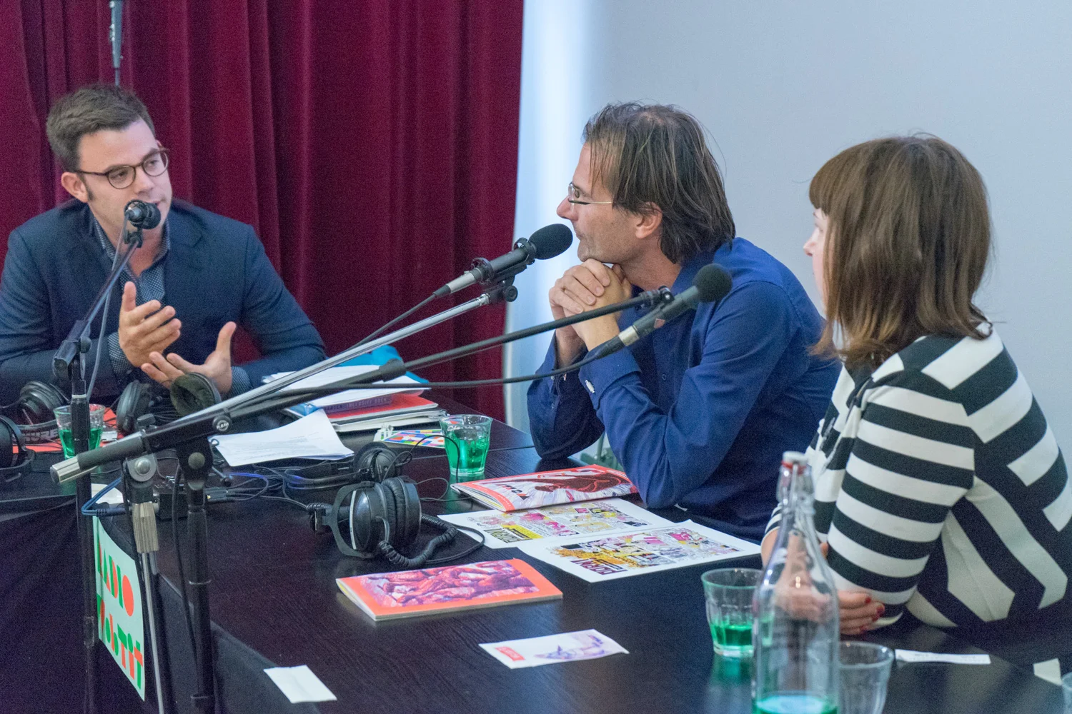 Christiaan Weijts and Maia Matches being interviewed by Lukas Meijsen