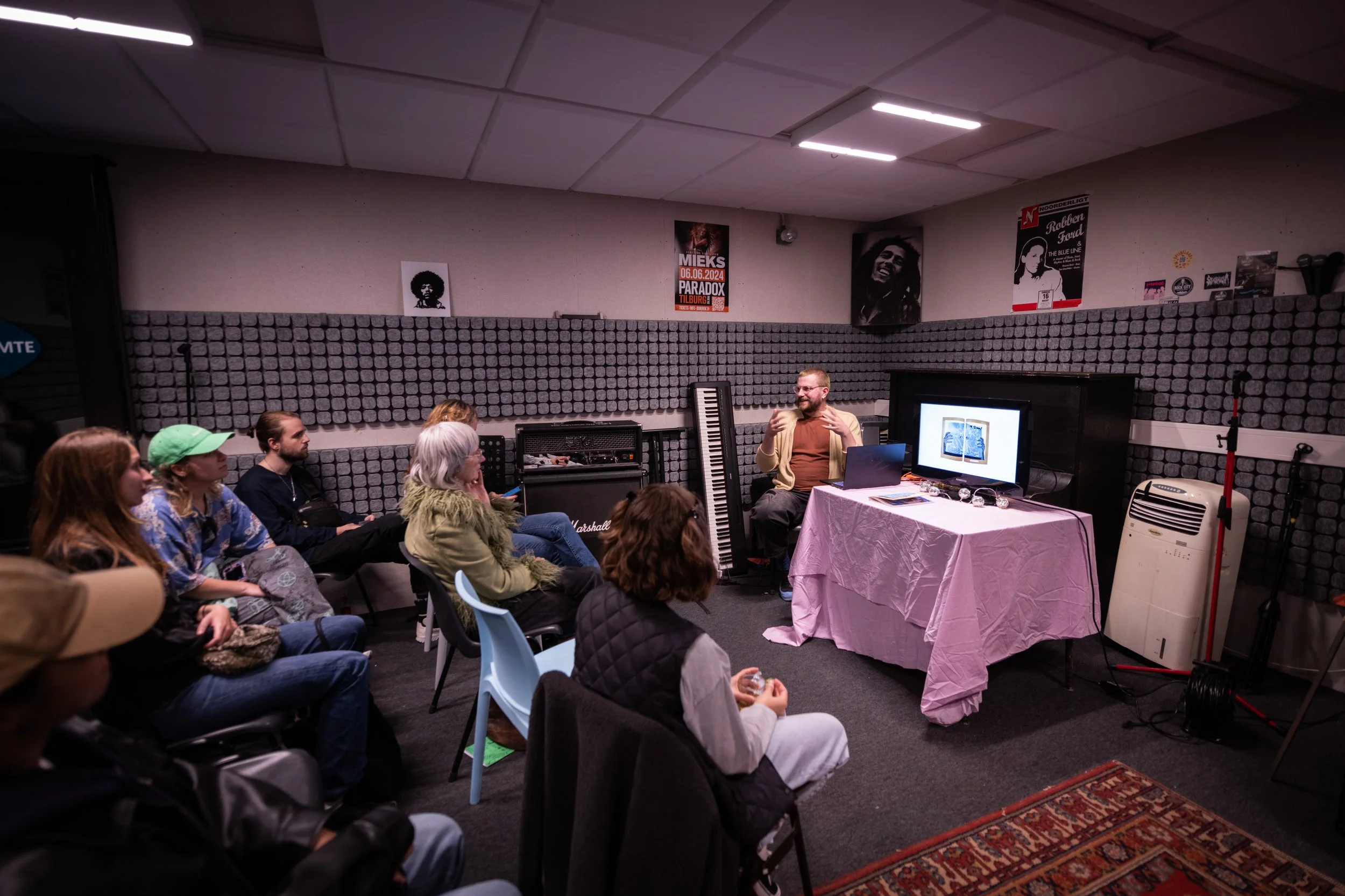 Artist talk by Caz Egelie