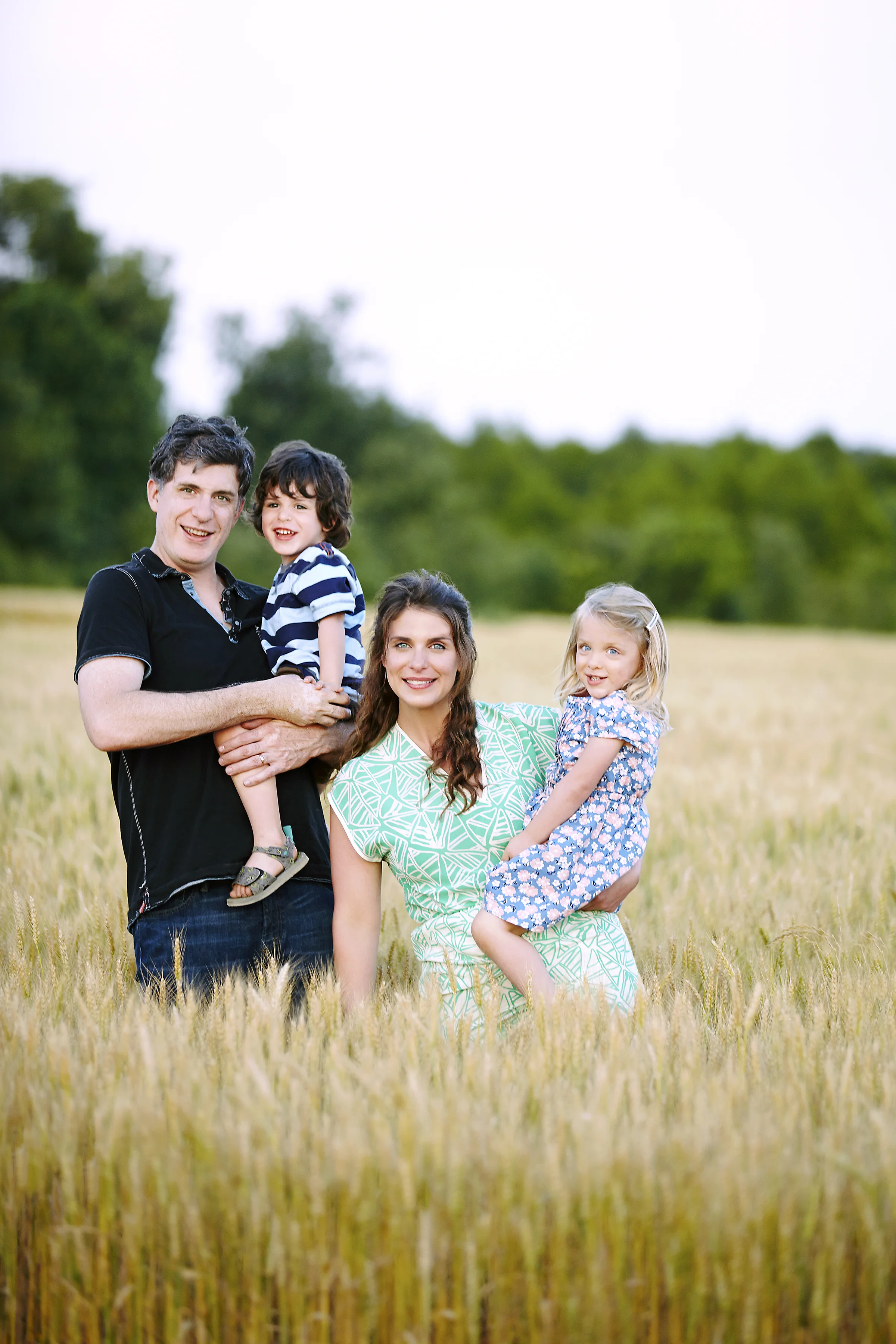 garden & gun | vivian howard family portraits