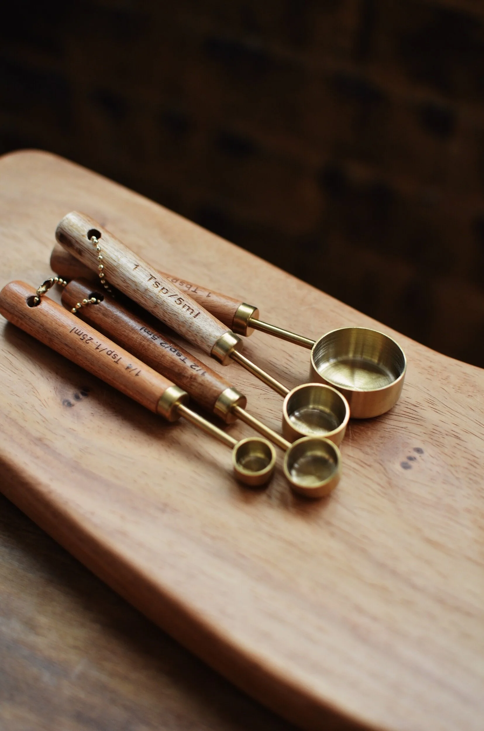 80F354D6-C0D4-4444-A4FA-5F39FC2A58E2