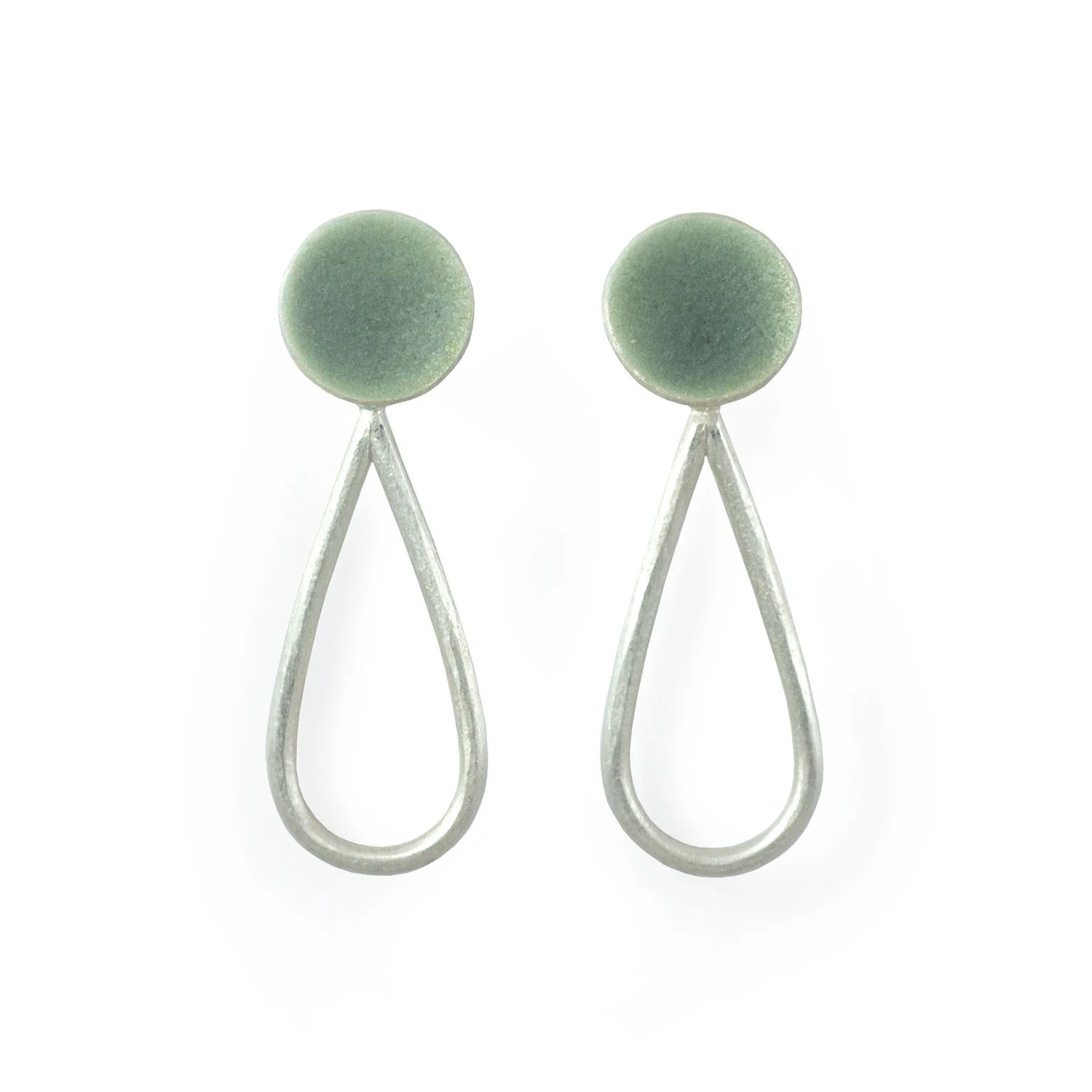 Grace-Girvan-Jewellery-Grey-circle-and-teardrop-earrings-enamel-contemporary-scottish-silver-jewellery-scotland-orkney.jpg