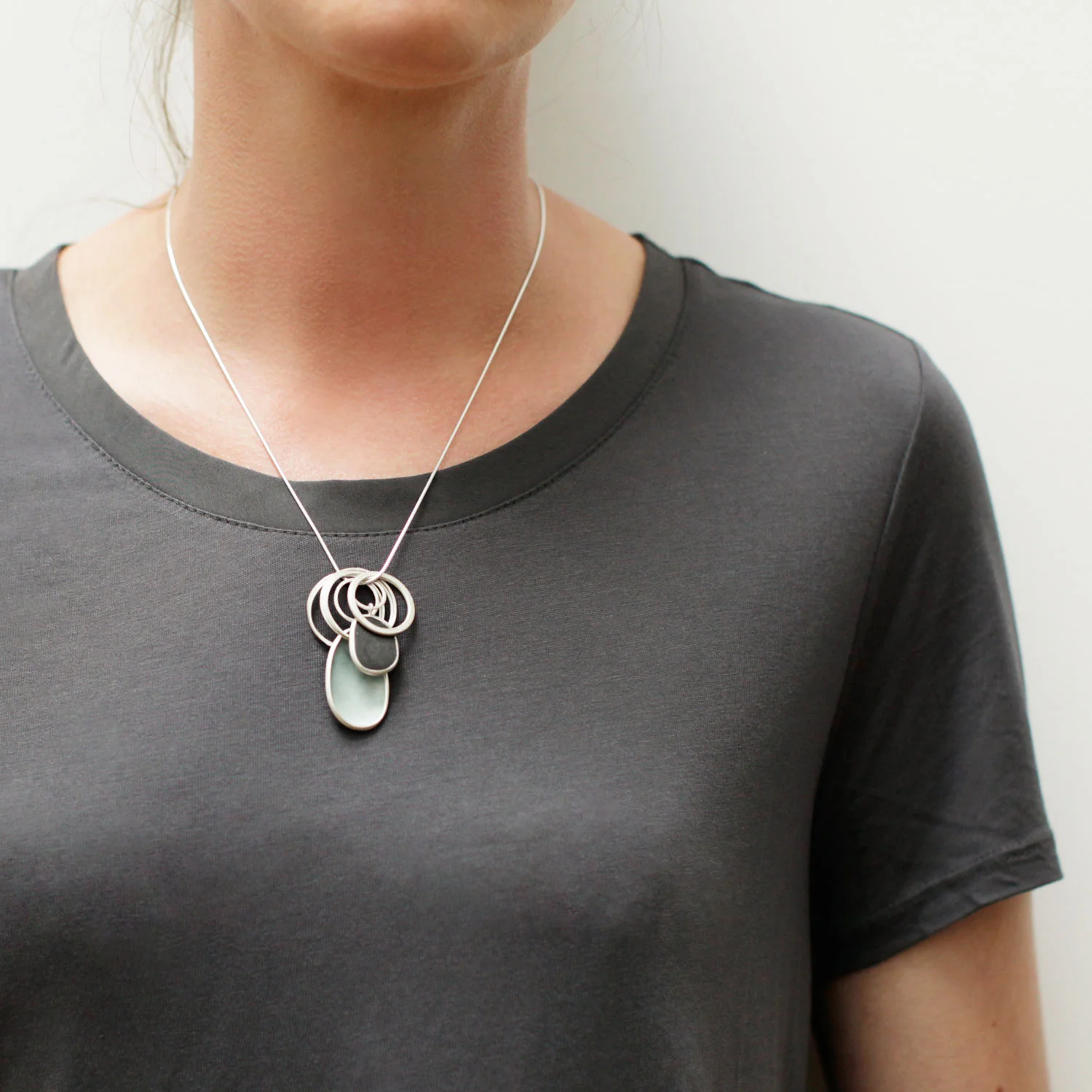 Grace-Girvan-Jewellery-enamel-Pebble-Pendant-necklace-silver-contemporary-jewelery-orkney-scottish-Scotland-handmade-fife.jpg