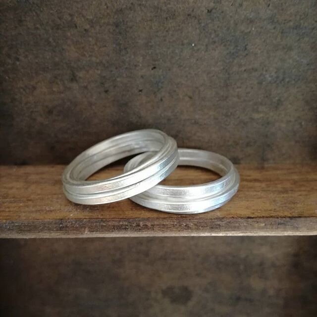 Today's offering for the #artistssupportpledge are these plain coiled rings. Silver, size M and a half and size N. &pound;100 + &pound;7 p+p. DM if interested. Gx

#makerssupportpledge 
#supportartists
#supportsmallbusiness 
#handmadejewellery 
#cont