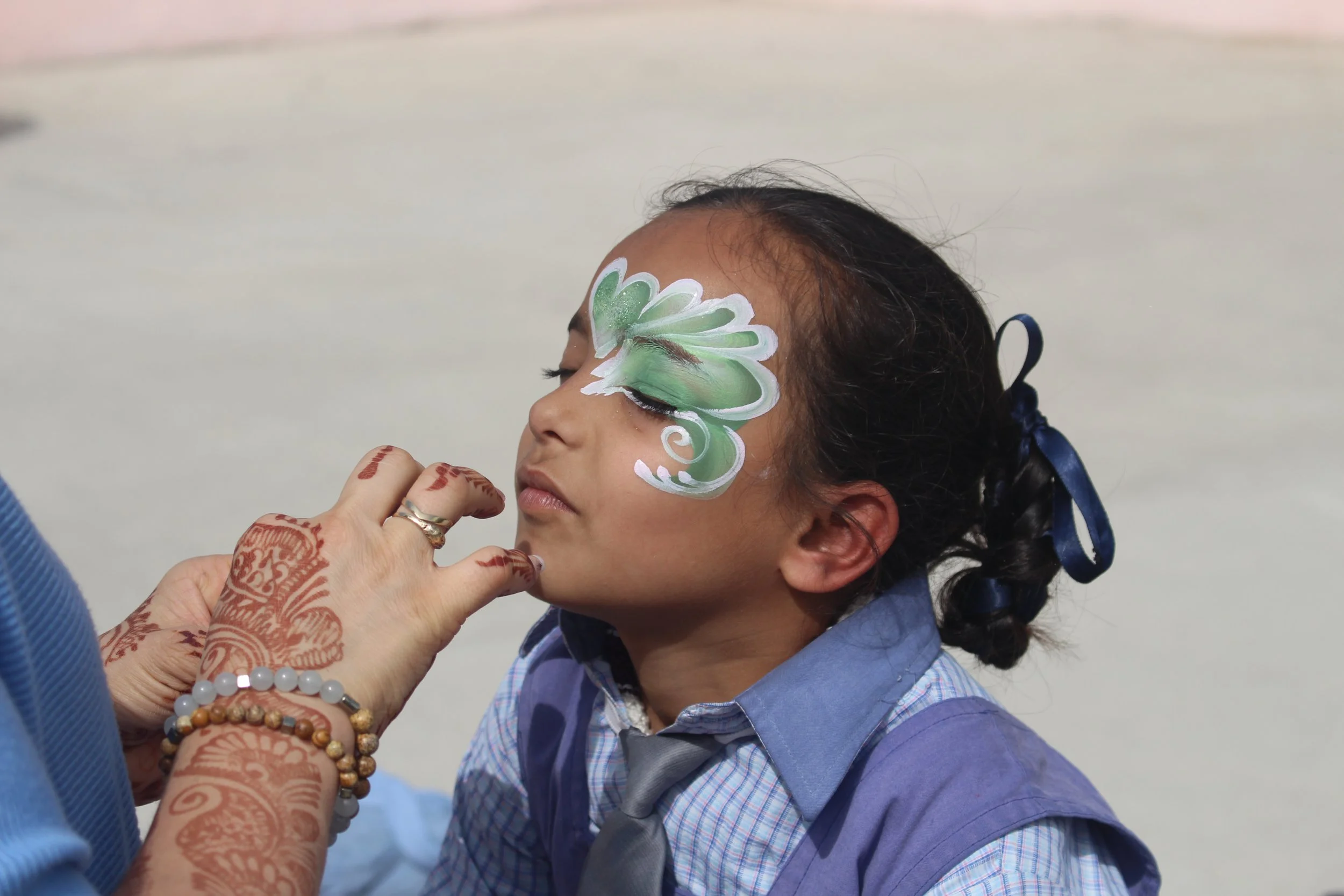 Découvrez l'univers magique du maquillage pour enfant : Couleurs, Amusement et Créativité !
