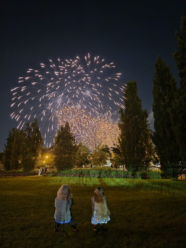 🎆 Vivez l'International des Feux Loto-Québec en couleurs avec Agence Thaly